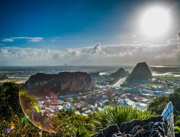 Marble Mountains – Am Phu Cave – Monkey Mountains Half Day Tour