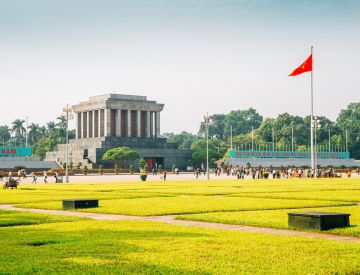 Hanoi City and Water Puppet Show Private Tour